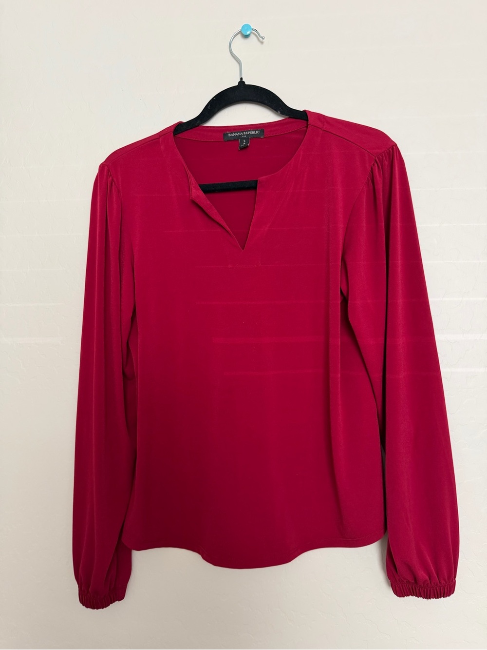 Banana Republic Cherry Red Split V-Neck Long Sleeve Blouse